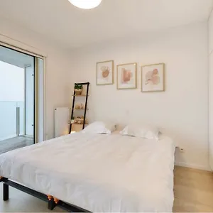 https://ostende-the-waves.bruges-hotels.info